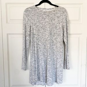 Abercrombie & Fitch gray long sleeve stretchy dress